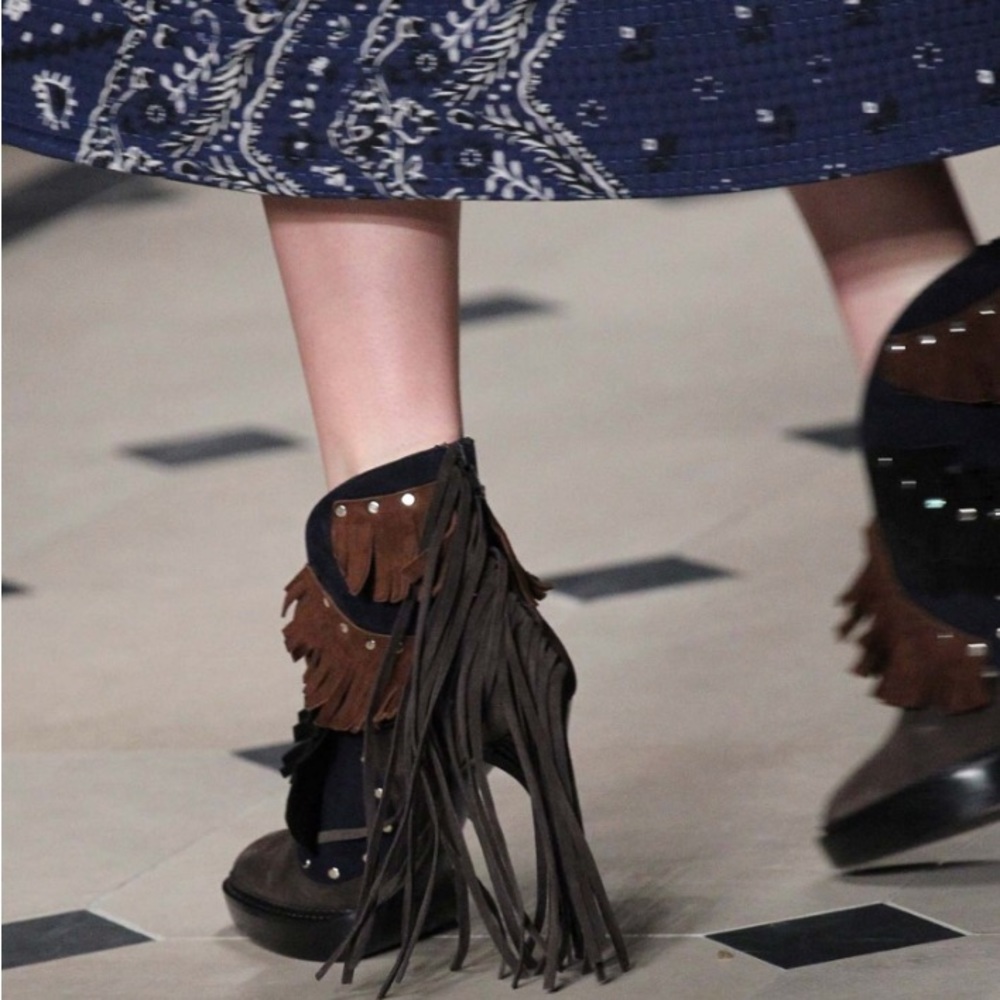 NEW Runway Burberry Lilybell Studded Fringe Boots Bootie Heels - Picture 4 of 11